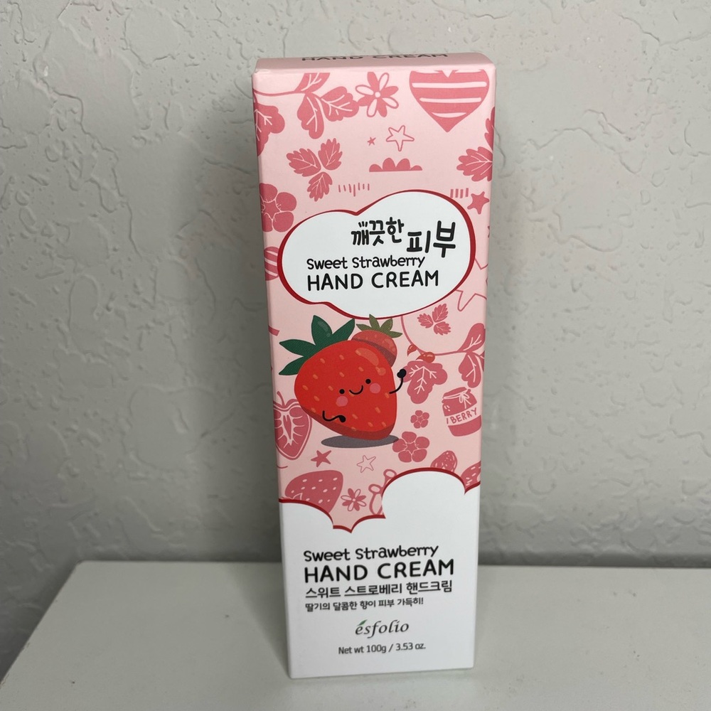 Esfolio Sweet Strawberry Hand Cream K beauty